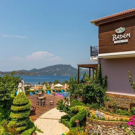 Badem ホテル